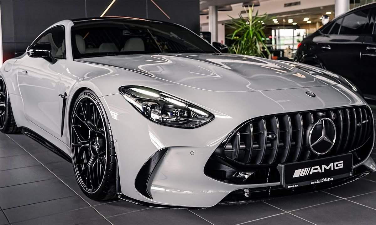NEW Mercedes AMG GT 63 Coupe (2026) - Interior